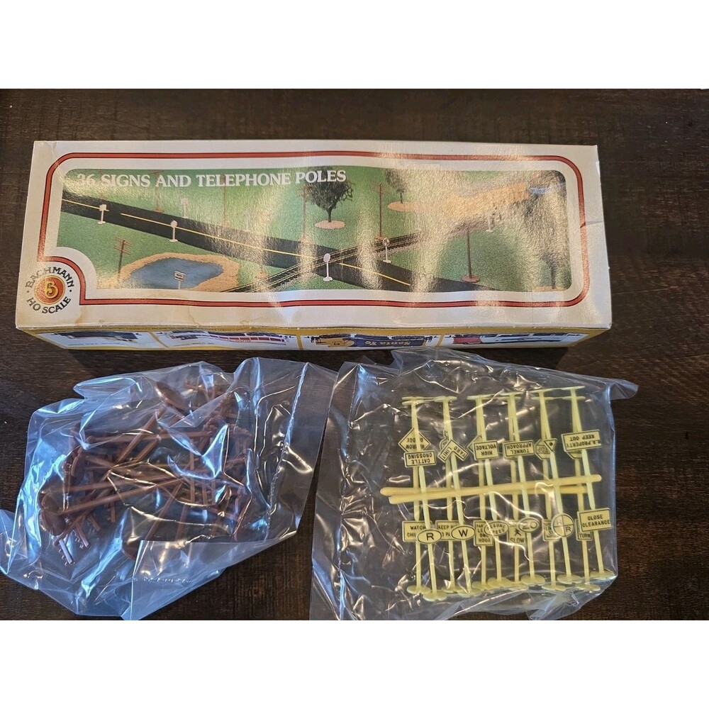 BACHMANN 36 SIGNS & TELEPHONE POLES - HO Scale NEW NIB